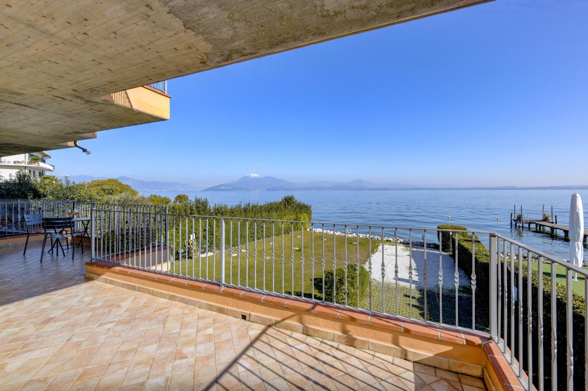 Casa Dei Pescatori Villa Sirmione Exteriör bild