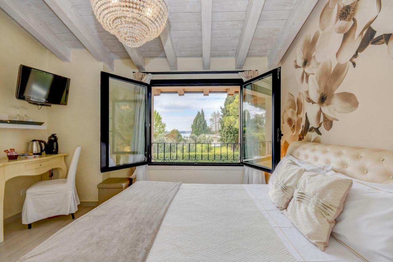 Casa Dei Pescatori Villa Sirmione Exteriör bild